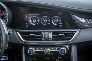Alfa Romeo Giulia Quadrifoglio 2020 года  (WW)